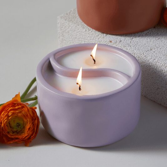 נר ריחני Vetiver Cardamom + Eucalyptus