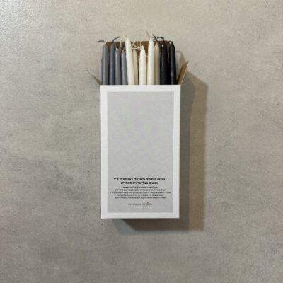 נרות חנוכה מהודרים בצבעים מונוכרומטיים